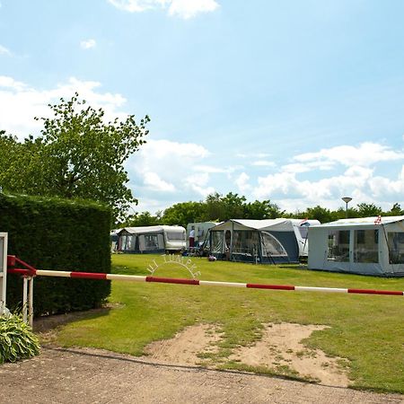 Camping En Vakantiewoning 'Ut Tumpke' Kessel  エクステリア 写真