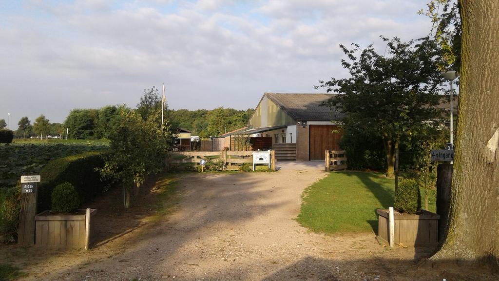 Camping En Vakantiewoning 'Ut Tumpke' Kessel  エクステリア 写真